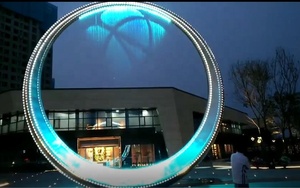 Grand projet sculpture rideau d'eau et graphique cascade pour l'événement célébration scène - Product Image 3