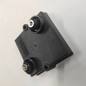 Điện áp cao 5% <span class=keywords><strong>400W</strong></span> 10 ohms gắn vào tản nhiệt làm mát bằng nước phẳng điện trở phim dày - Product Image 5