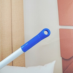 <span class=keywords><strong>Balai</strong></span> à plafond télescopique en plastique pour nettoyage de toiles d'araignées, prix d'usine - Durable et écologique - Product Image 5