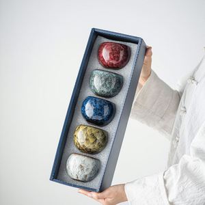 Juego de Tazas de Cerámica Elegantes Hechas a Mano, Cinco Colores Surtidos, Ecológicas, Textura Única para Té y Café - Product Image 1