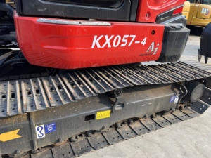 Mini-excavatrice Kubota KX057-4 d'occasion en stock, origine Japon, 5,5 tonnes, excavatrice à queue zéro, système hydraulique d'origine en parfait état, faible usure. - Product Image 5