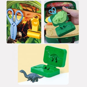 Ensemble de jeu de table en argile colorée 2 en 1, design de sac à dos <span class=keywords><strong>du</strong></span> <span class=keywords><strong>monde</strong></span> des dinosaures, pâte à modeler DIY pour enfants avec accessoires - Product Image 2