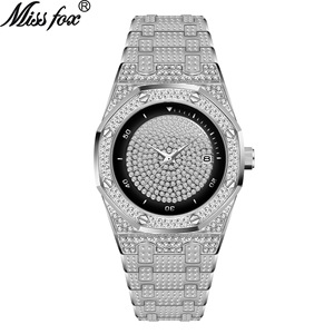 Montre pour homme à quartz haut de gamme, entièrement sertie de diamants, étanche, best-seller. Vente directe d'usine. En stock. - Product Image 3