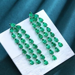 Boucles d'oreilles à visser personnalisées pour filles, bijoux de perçage d'oreille populaires et abordables, fabriquées sur mesure en or 9K, 10K, 14K - Product Image 6