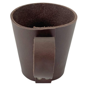 Fundas personalizadas de cuero para vasos de cerveza y bebidas, fundas sencillas y elegantes para vasos de uso doméstico, protectores creativos para vasos con - Product Image 5