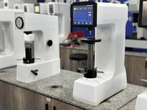 Çeşitli metal için otomatik dokunmatik ekran <span class=keywords><strong>Rockwell</strong></span> sertlik test cihazı dijital ekran <span class=keywords><strong>Rockwell</strong></span> sertlik test cihazı vidalayın - Product Image 5