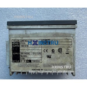 ตัวควบคุมอุณหภูมิแบบดิจิตอล Yokogawa UT32A รุ่นใหม่ OEM ปรับแต่งได้ 100-240VAC H - Product Image 3
