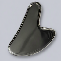 Planche Gua Sha en acier inoxydable 304L poli miroir en forme de cœur, outil de massage ergonomique pour le lifting et le raffermissement du visage et du corps, marque privée