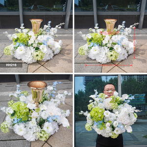 Guirnalda de Flores Artificiales Verde y Blanca de 40cm de Diámetro, Hecha a Mano en Fábrica, para Decoración - Product Image 3