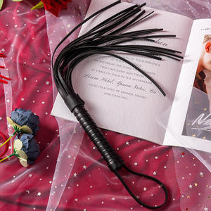 Fouets en cuir SM, fouets en cuir double face pour l'entraînement ludique, outils en cuir Macarons, produits sexuels pour adultes, vente en gros - Product Image 2