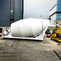 Bétonnière autochargeante de 3 m³ |   Bétonnière à décharge hydraulique pour chantier de construction |   Mélangeur à tambour de 3000 L