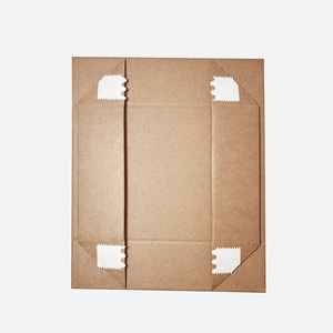 Caja de Regalo Magnética Plegable de Papel Kraft Personalizada con Inserto de Materiales Reciclados para Electrónica de Consumo y Velas, con Asa Resistente - Product Image 2