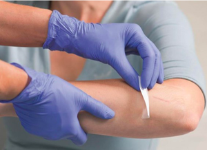 Perban Film transparan perekat, perban penutup luka tahan air, perban perawatan tato, perisai perlindungan varises - Product Image 4