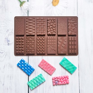 Moldes de Silicona para Chocolate y Gomitas, Rectangulares 3D, Antiadherentes, de Grado Alimenticio, 12 Cavidades, Ecológicos, Aptos para Lavavajillas, Venta al Por Mayor - Product Image 5