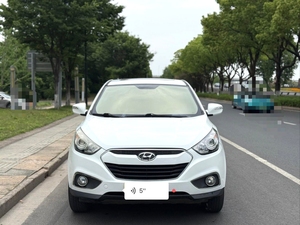 2015 <span class=keywords><strong>coche</strong></span> usado de alta calidad Beijing Ix35 hecho en China <span class=keywords><strong>coche</strong></span> de gasolina techo solar eléctrico 5 asientos SUV transmisión automática - Product Image 3