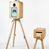 Machine de photomaton en bois double face avec écran tactile de 18,5 pouces et support pour appareil photo reflex numérique pour location d'événements de mariage