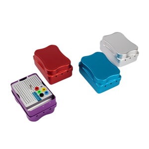 Boîte à fraises dentaires LK-1453, étui de stérilisation carré pour instruments dentaires avec trous codés par couleur et règle de mesure - Product Image 4