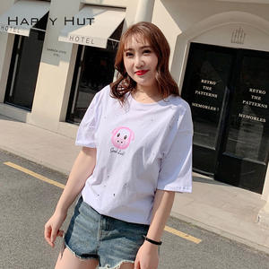 แฮปปี้ฮัทเสื้อยืดผู้หญิงไซส์ใหญ่สีขาวแขนสั้นพิมพ์ลายหมึกสาด 2019 ดีไซน์ปฏิทิน N6659 - Product Image 5