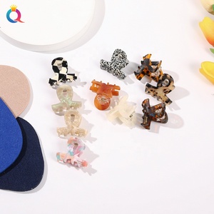 Colore solido 4cm Short Claw acetato fermacapelli con parola France stampa tutti i giorni <span class=keywords><strong>accessori</strong></span> per <span class=keywords><strong>capelli</strong></span> - Product Image 3