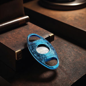 JIFENG JF-J06 blu metallo affilato in acciaio inox lame tagliasigari con scatola regalo in pelle - Product Image 1