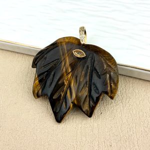 Pendentif Classique en Cristal <span class=keywords><strong>de</strong></span> Quartz Rose Gravé en Forme <span class=keywords><strong>de</strong></span> Feuille d'Érable, Breloques Feuille en <span class=keywords><strong>Pierre</strong></span> Naturelle <span class=keywords><strong>Turquoise</strong></span> et Œil <span class=keywords><strong>de</strong></span> Tigre - Product Image 6