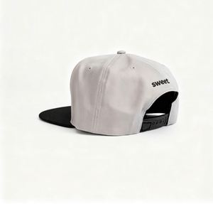 Casquette Snapback à 5 panneaux en coton personnalisée, style streetwear décontracté, motif lettres - Product Image 3
