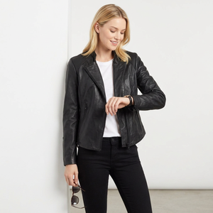 Veste matelassée en peau de mouton pour femme - Haute qualité, imperméable et coupe-vent, look audacieux, veste en cuir noire personnalisée pour femme - Product Image 3