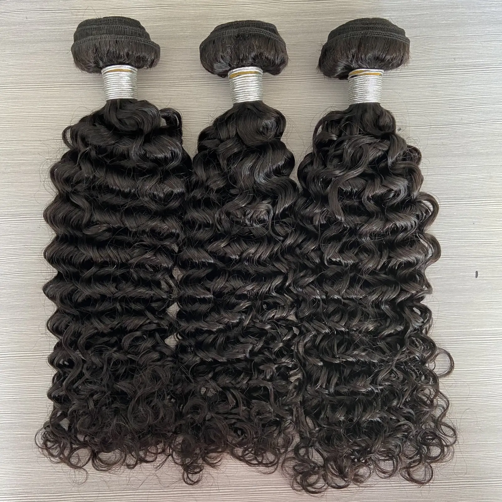Shipping Fast Straight Brazilian Virgin Human Hair Bundles 100% Raw Indian Virgin Human Hair Bundles Wholesale Curly Bundles