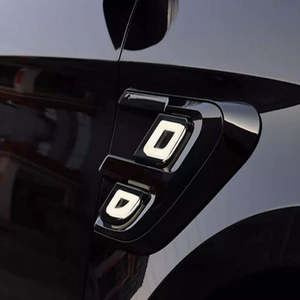 Kits de carrosserie de luxe pour Mercedes Benz Vito W447 2014-2023, poignées de porte avant et arrière, style aile volante, couvre-garde-boue latéral, clignotants LED - Product Image 1