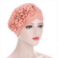 Turban en satin écologique de diverses couleurs, pliable, avec applique pastèque et trois fleurs, chapeau indien tendance pour femme
