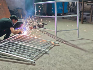 แผ่นผนังแบบประกบกันได้ วัสดุ WPC PVC กันน้ำ สำหรับใช้ภายใน/ภายนอกอาคาร รุ่นทันสมัย - Product Image 6