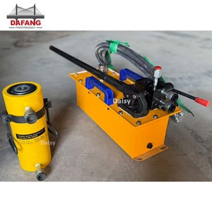 ปั๊มถ่ายน้ำมันไฮดรอลิกแบบมือหมุน ขนาด 3 ลิตร 10 ลิตร 18 ลิตร ความดัน 10000 PSI สำหรับแม่แรง - Product Image 2