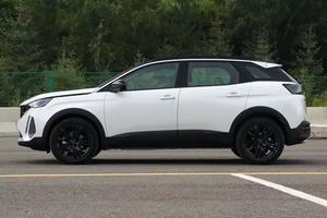 <span class=keywords><strong>Peugeot</strong></span> <span class=keywords><strong>4008</strong></span> 1.6T 5 portes 5 places avec toit ouvrant, conduite à gauche, voitures d'occasion performantes et abordables en stock - Modèle 2024 - Product Image 4