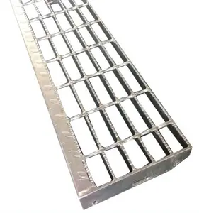 Outdoor stair treads steel grating For Step Ladders Factory Supply Metal Grating Galvanized steel steps