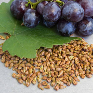 Huile <span class=keywords><strong>de</strong></span> Pépins <span class=keywords><strong>de</strong></span> Raisin en Vrac – 100% Pure, Naturelle, Biologique et Pressée à Froid pour Soin du Corps, <span class=keywords><strong>de</strong></span> la Peau et des Cheveux - Product Image 3