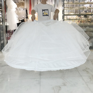 S919A 2026 Jupon de mariée bouffant blanc à 7 cerceaux, grande taille, qualité usine, vente en gros - Product Image 2