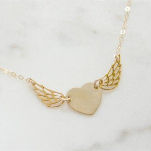 Collana <span class=keywords><strong>con</strong></span> Ciondolo a Cuore Ali d'Angelo Traforato Placcato Oro 18K, in Acciaio Inossidabile, Personalizzabile <span class=keywords><strong>con</strong></span> <span class=keywords><strong>Nome</strong></span> Inciso, Regalo all'Ingrosso - Product Image 5