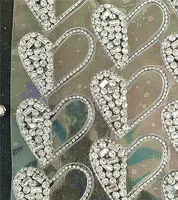 Strass Perle Coeurs Coudre sur Applique Vêtements Broderie Argent Coeurs Perlé Coeur Patches pour Vestes