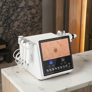 เครื่องวิเคราะห์ผิวหน้า Hot 8 in 1 ทำความสะอาดผิวอย่างล้ำลึก เครื่องวิเคราะห์หนังศีรษะ บำรุงเส้นผม กระตุ้นการเจริญเติบโตของเส้นผม บำรุงรอบดวงตา สำหรับคลินิก สปา และร้านเสริมสวย - Product Image 1