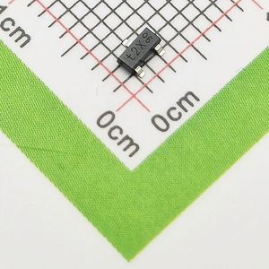new-original PMBT4401,215 SOT-23 Transistors Transistors BJT, FET 250mW 40V 600mA NPN - Product Image 1