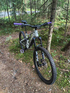 Bicicleta Eléctrica Amflow PR Pro 2027 12S SRAM UDH Avinox M2S M2 con Motor Central, Batería Extraíble, Versión Carbon Mullet <span class=keywords><strong>MTB</strong></span> - Product Image 4