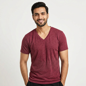 Camisetas de cuello en V personalizadas para hombre, estilo streetwear, ligeras, de algodón, casuales, de secado rápido. - Product Image 1