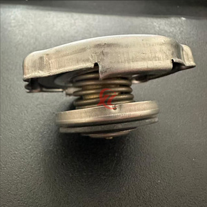 Tapa del Radiador para Jeep <span class=keywords><strong>Grand</strong></span> <span class=keywords><strong>Cherokee</strong></span> 5.7L HEMI 2011-2020, Equipo Original del Fabricante 52028974AA-18PSI - Product Image 6