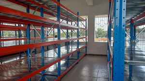 Système d'étagères de stockage modulaires et empilables en acier structurel robuste, directement de l'usine - Product Image 3