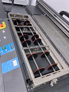 Prix d'usine A1 Format UV Flatbed Printer 6090 pour les coques de téléphone et l'impression en métal Petite machine à plat avec état de stock - Product Image 3