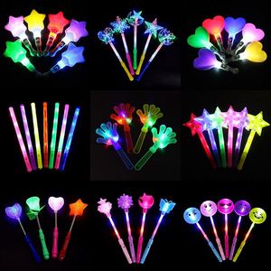 Articles de fête pas chers : Jouets lumineux clignotants, Claquettes LED, Bâtons lumineux LED pour cadeaux de fête et décoration néon - Product Image 3