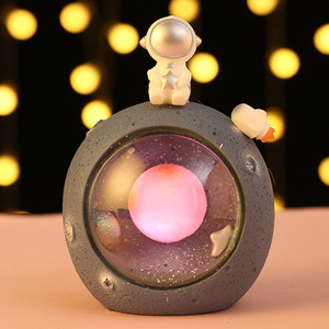 Astronaut Theme Decorative <b>Lamp</b> Led Light Resin Material For Home Living Room Gift - Product Image 2
