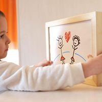 Cadre à ressort ArtBox en bois Cadre d'affichage pour enfants Artwork et porte-photo