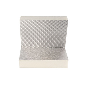 Panneaux de conduits en <span class=keywords><strong>mousse</strong></span> rigide de polyisocyanurate revêtus d'aluminium de 20 mm 25 mm d'épaisseur pour système de ventilation - Product Image 3