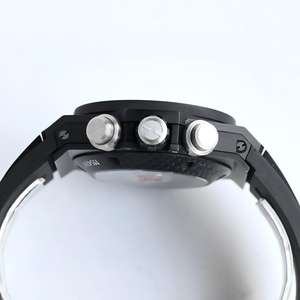 Montre mécanique sportive pour homme haute performance en fibre de carbone, avec bracelet durable et mouvement de précision - Product Image 3